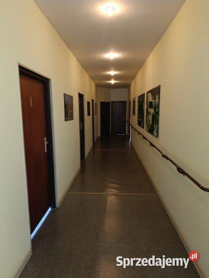 Magazyn z biurem trasie w Błoniu mazowieckie Błonie