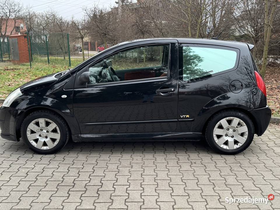 14 Niezawodny Zadbany ŚwietnydoMiasta VAT Marża Marki