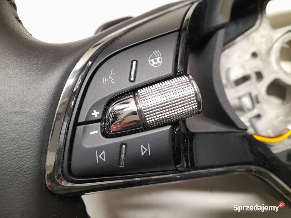 KIEROWNICA GRZANA SKODA OCTAVIA 4 SUPERB 3 Kierownice Goleniów