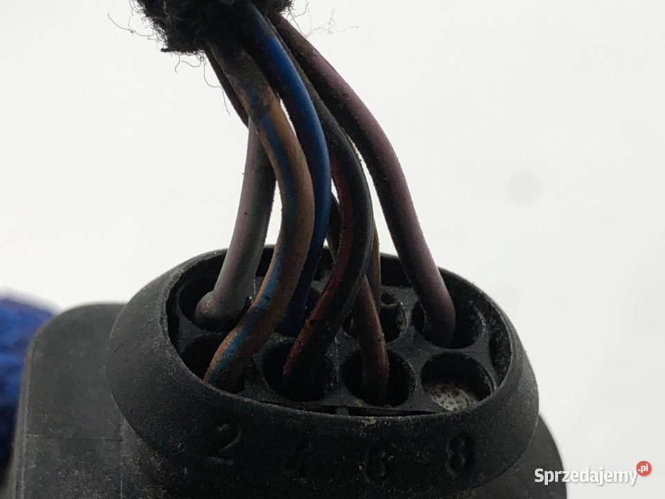 ZAMEK DRZWI PRAWY TYŁ AUDI A6 C5 Hatchback 9705 osobowe Zamki, wkładki i kluczyki