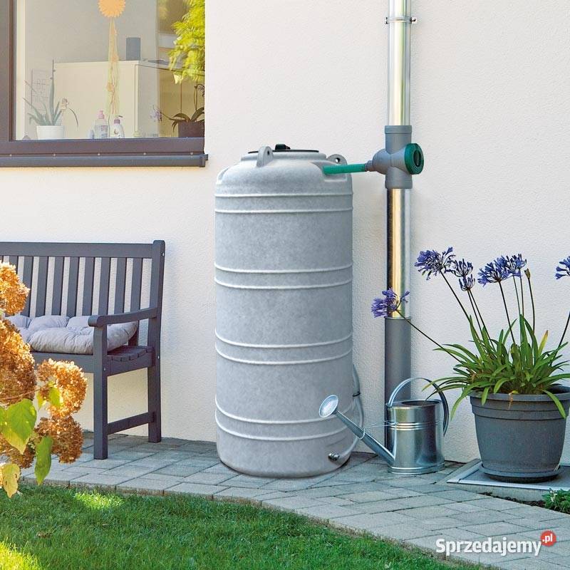 ZBIORNIK NA DESZCZÓWKĘ 2000L NAZIEMNY Z WEŻEM