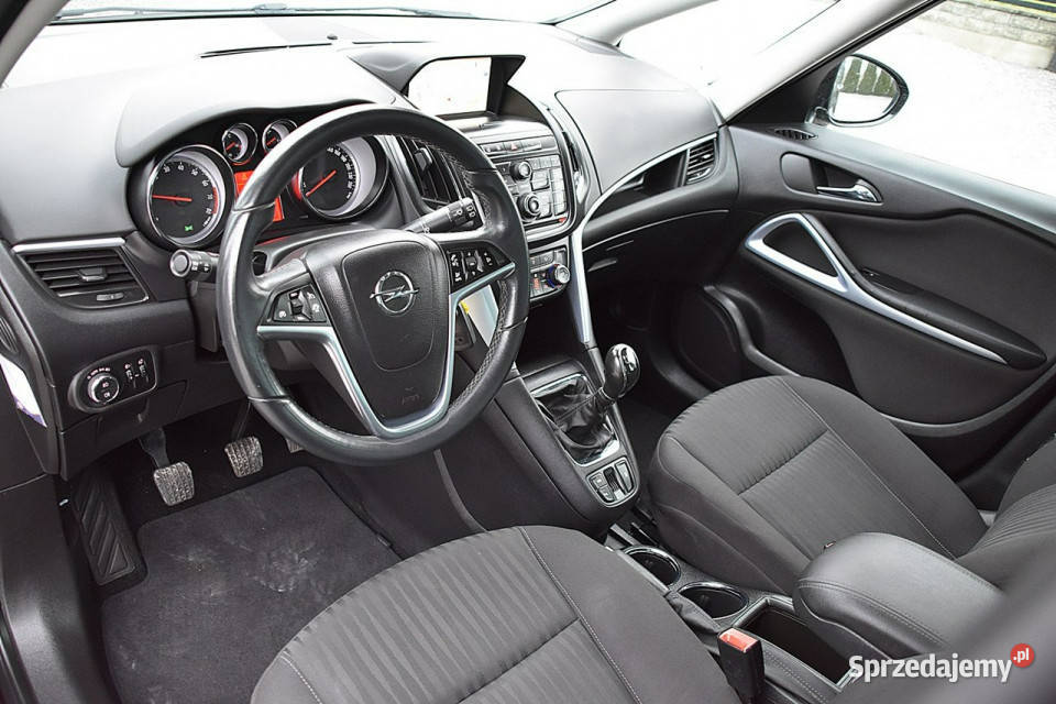 Opel Zafira 14t 140 Navi Alu Gwarancja C 2011 wspomaganie kierownicy