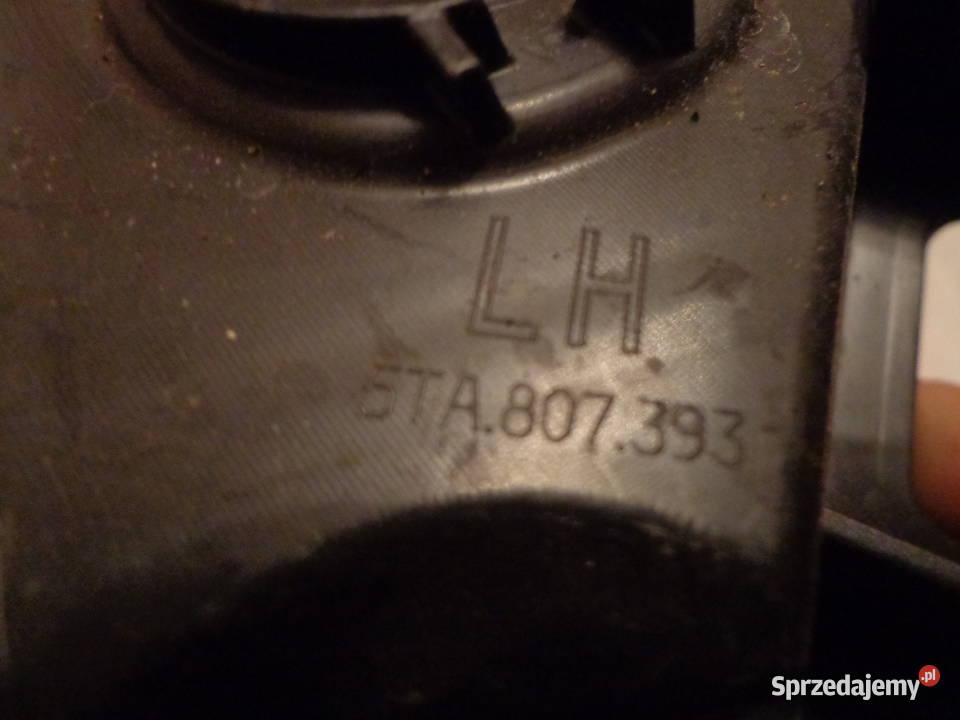 VW Touran III 5TA ślizg mocowanie zderzaka tył Łódź