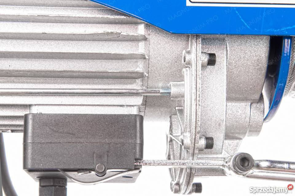 WCIĄGARKA LINOWA Z ELEKTRYCZNĄ SUWNICĄ DŹWIG Poczesna sprzedam