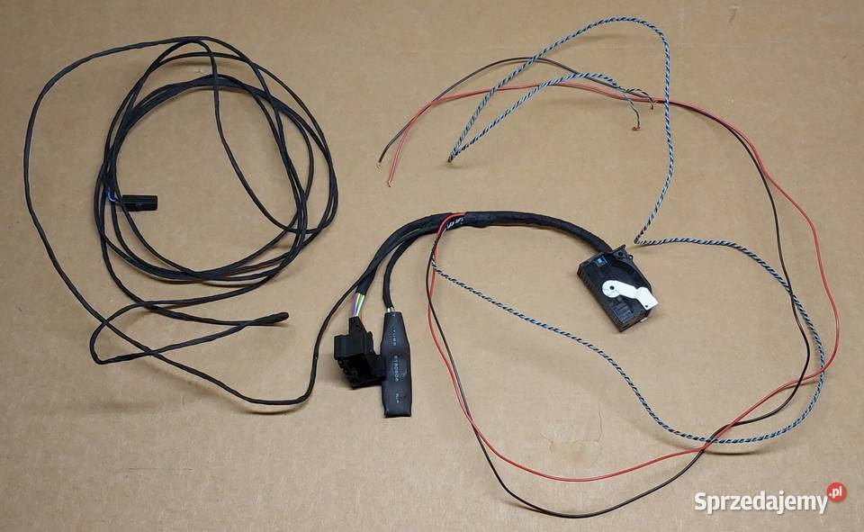 WIĄZKA ADAPTER BLUETOOTH Z STAREGO NA NOWY VW Mielęcin