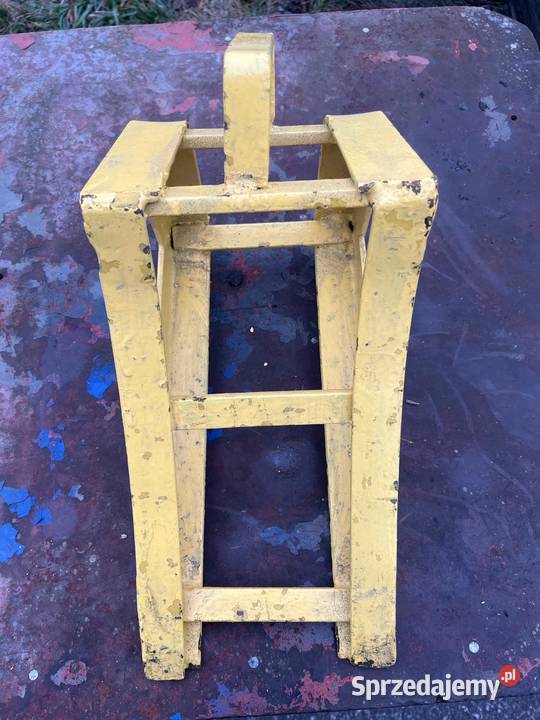 Klin stalowy pod koła wojskowy ciężarowy Pozostałe Motoryzacja Serock