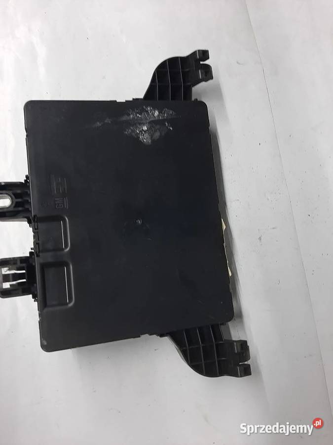 Opel Insignia A skrzynka bezpieczników 13277321 osobowe łódzkie Ksawerów