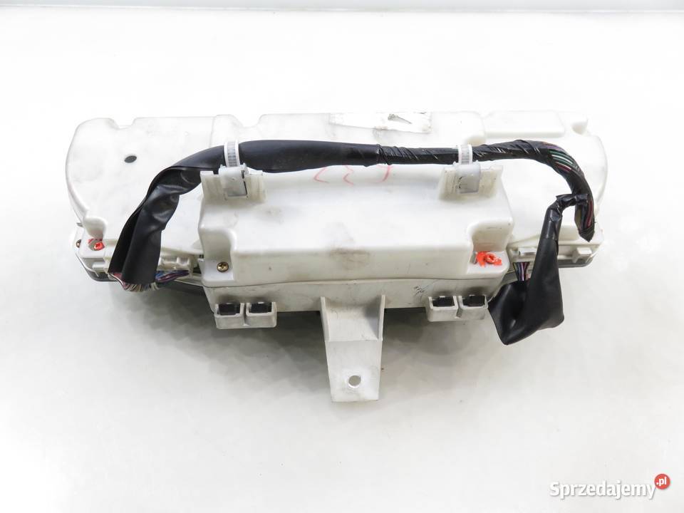 LICZNIK TOYOTA AVENSIS VERSO 20 D 8380044A50 osobowe