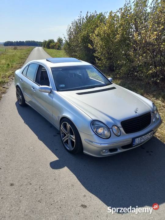 MercedesBenz w211 E Klasa USA Rok produkcji 2005 Garbów sprzedam