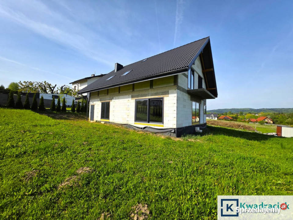 sprzedaży domu wolnostojącego Sanok 194m2 podkarpackie sprzedam