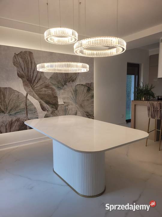 Stół COMODO II złoty dekor pod nogą jadalnia Stoły Gierałtowiczki