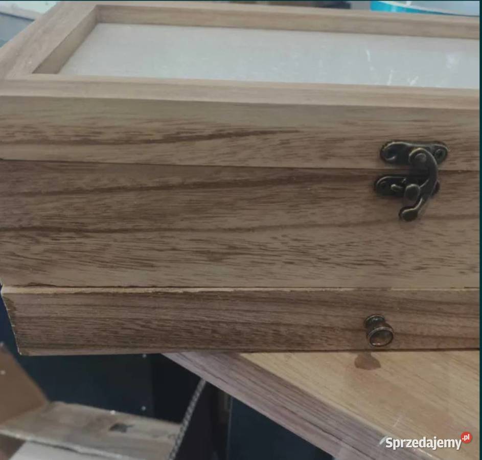 Nowa szkatułka na zegarki pudełko Wielofunkcyjne śląskie Poraj sprzedam