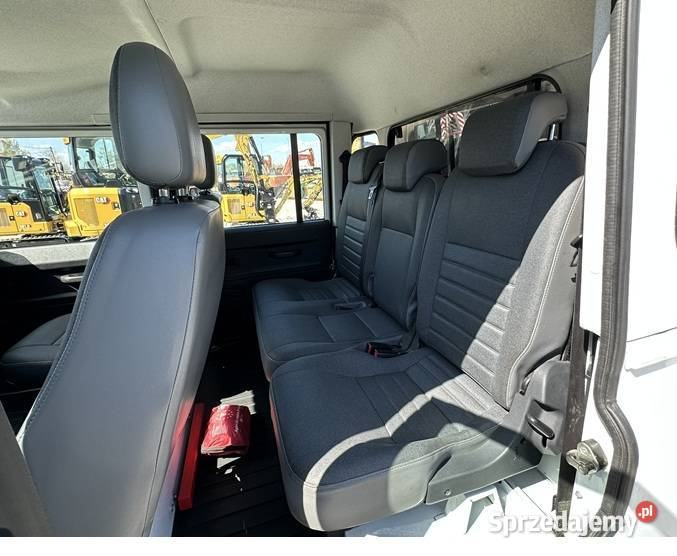 LAND ROVER DEFENDER Tuliszków