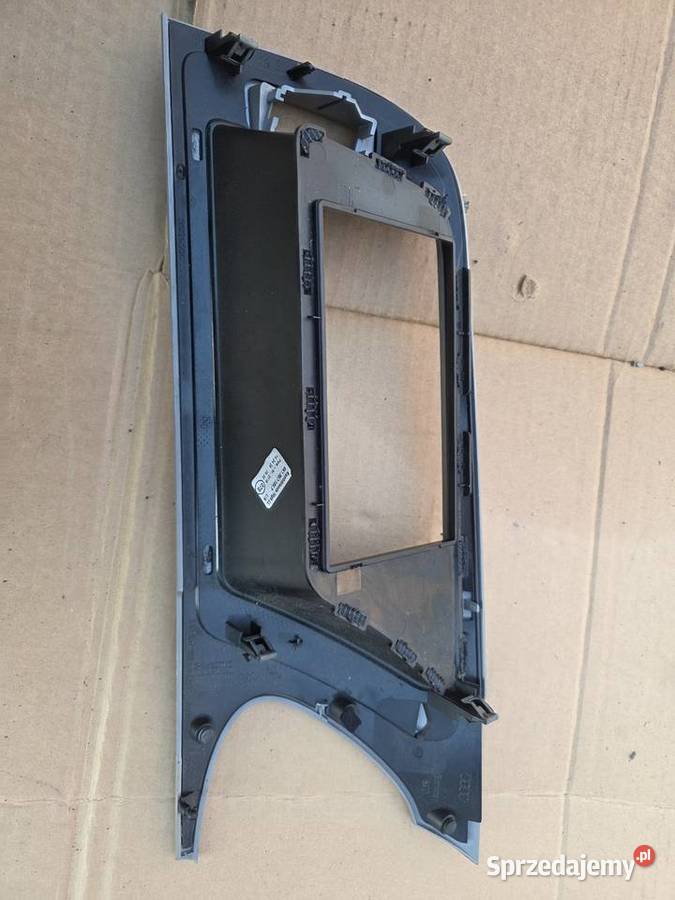 Audi A4 B8 ramka dekor wyświetlacza 8K1857186 Rybno