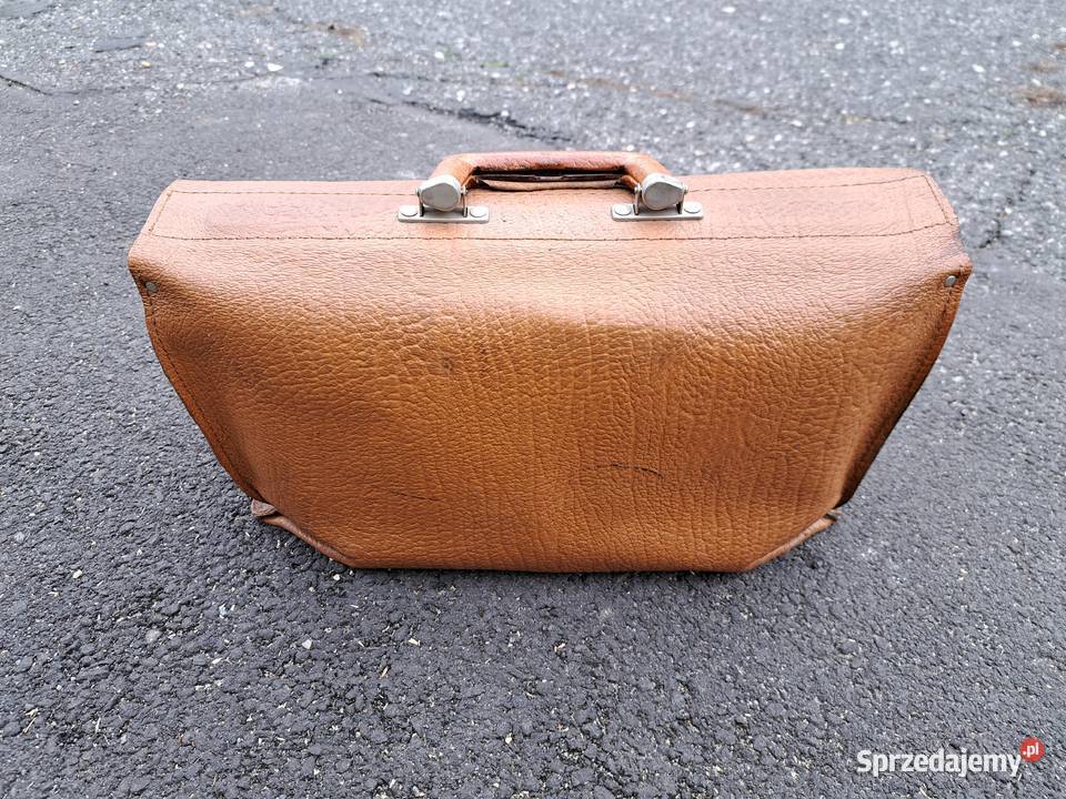 Retro skorzanytornister z 1970 roku dolnośląskie Lubań