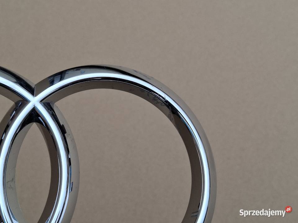 AUDI Q7 4M ZNACZEK EMBLEMAT GRILLA ORYGINAŁ Bieleń