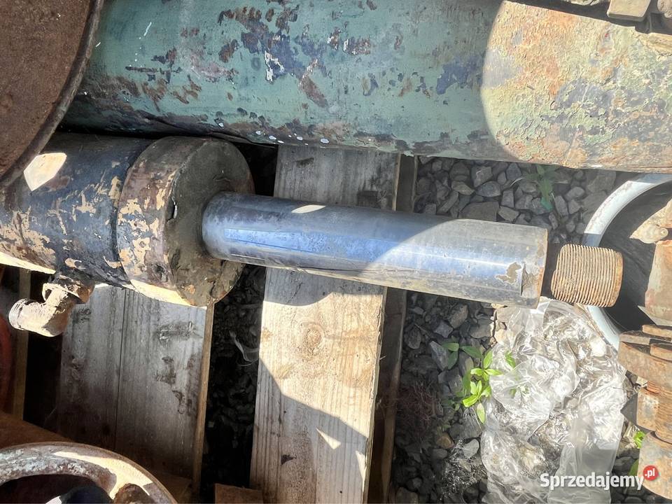 Siłownik koparka waryński Lubartów