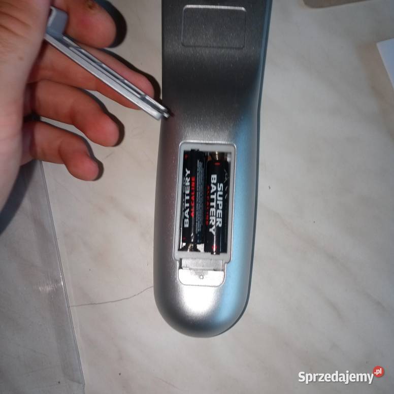 Odtawrzacz DVD PHILIPS z pilotem VIVANCO UR 8 i Zabrze