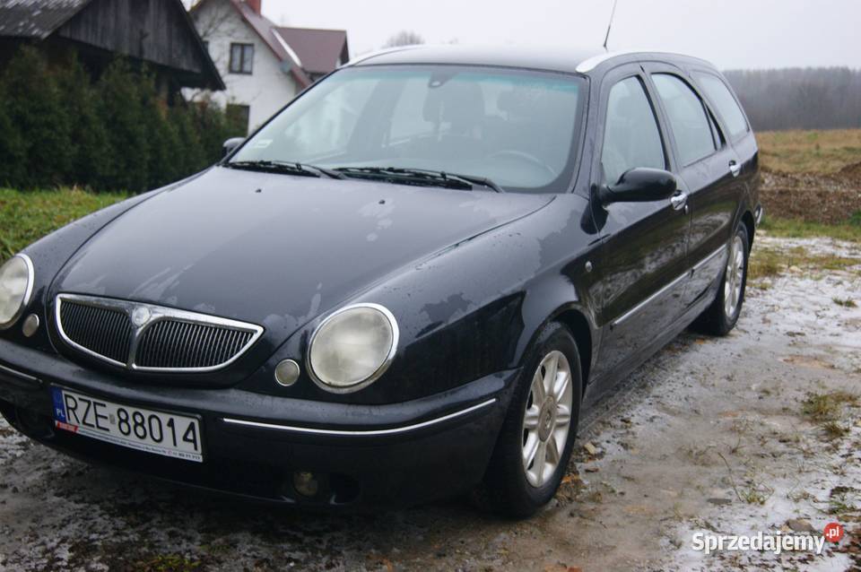 lancia lybra 24 jtd kombi 140 Rok produkcji 2001 Błażkowa sprzedam