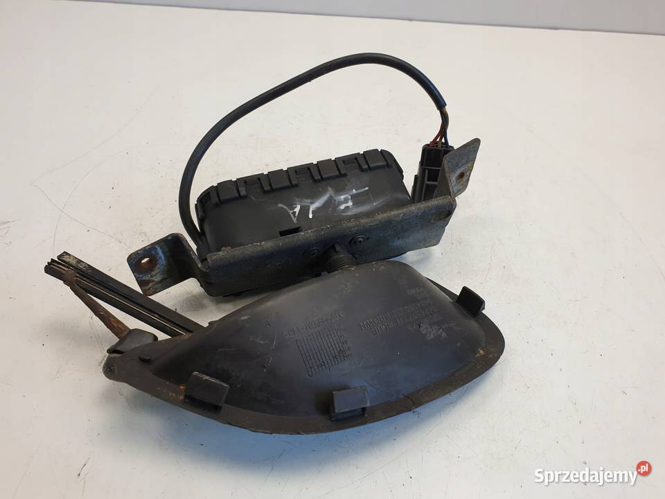 Volvo XC70 V70 II LEWY SILNICZEK WYCIERACZKI Rudka