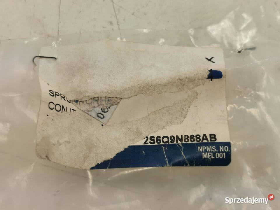 OPRAWKA ŻARÓWKI KIERUNKOWSKAZU FORD FOCUS MK2