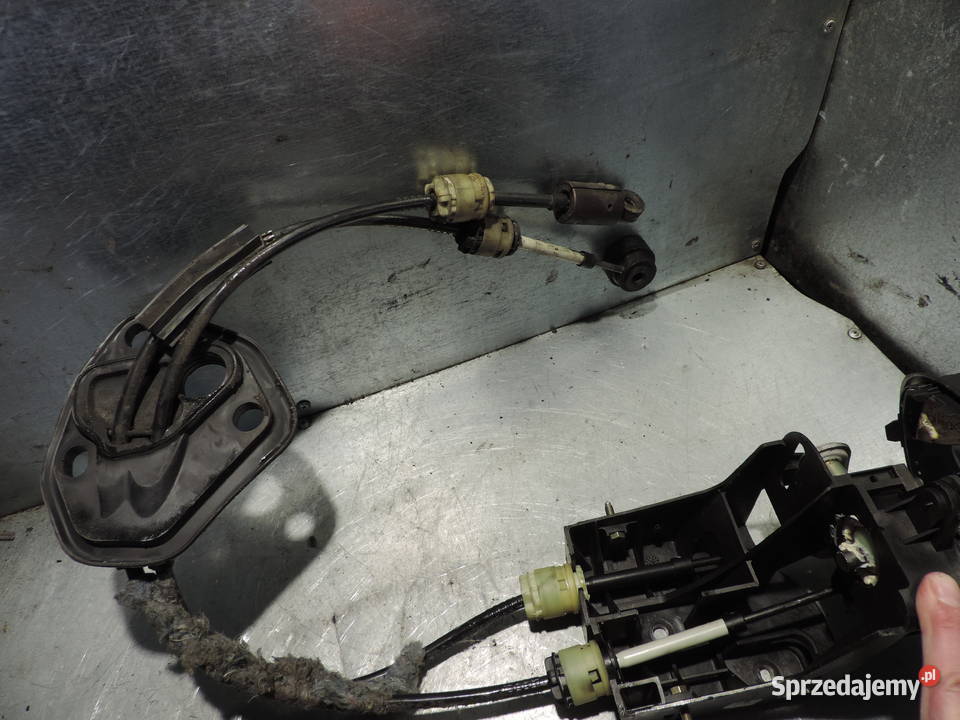 MECHANIZM ZMIANY BIEGÓW GRAND SCENIC 2 15 dCi 6B Rok produkcji 2004