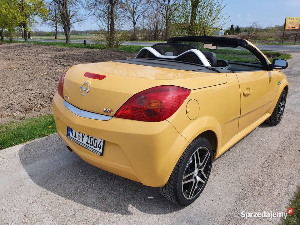 Opel Tigra B cabrio 14 benzyna 2005r wielofunkcyjna kierownica kujawsko-pomorskie Lipno
