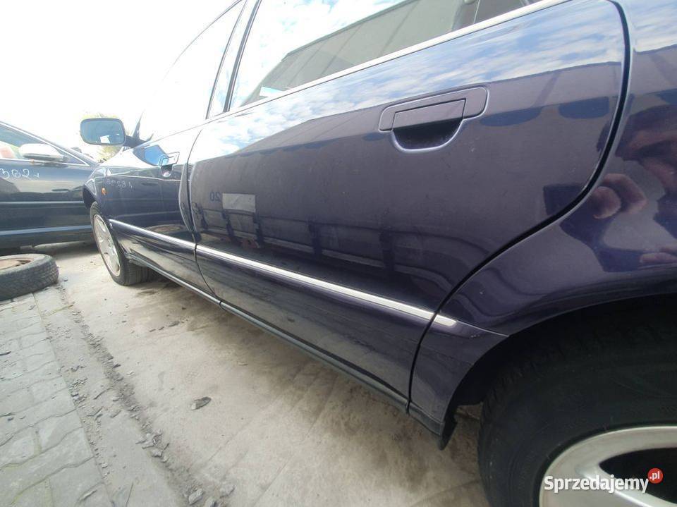 DRZWI LEWE TYŁ AUDI A8 D2 osobowe Pozostałe Lipno