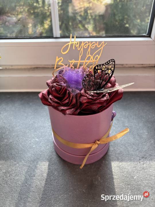 Mały Bukiet kwiatów ze wstążek Flowerbox Kikół