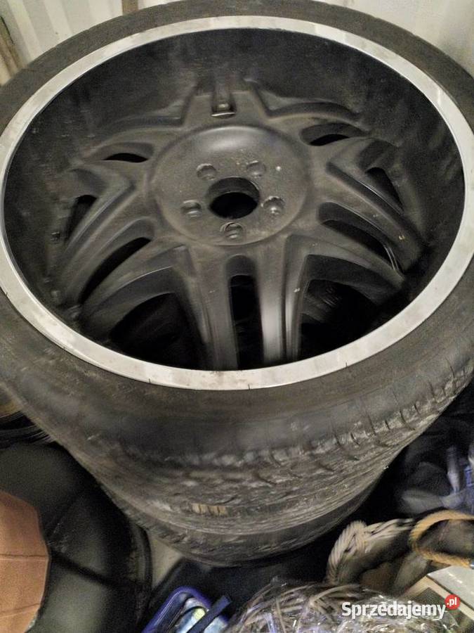 Sprzedam Felgi do Dodge Nitro 22 nakładki