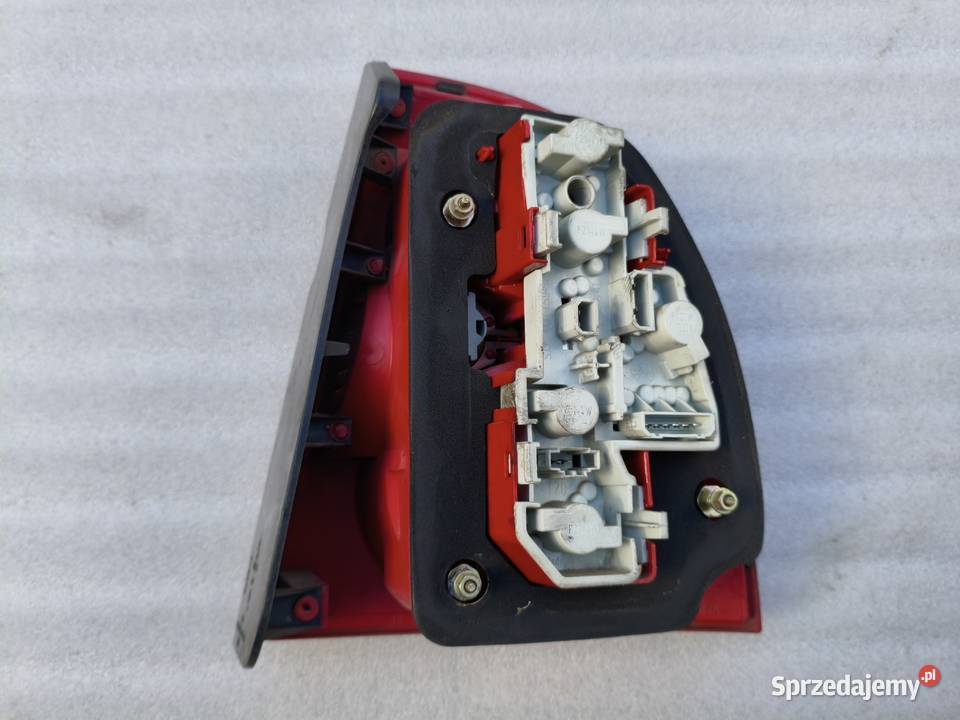 Lampa Lewy Tył Tylna Lewa VW Passat B5 Sedan Wyszków