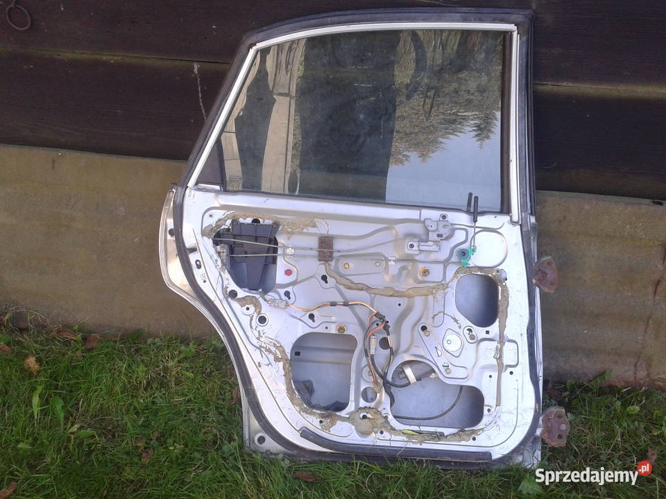 HONDA ACCORD V 9398 drzwi LEWY tył Chełm