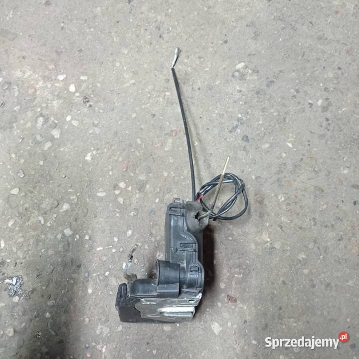 ZAMEK DRZWI LEWY PRZÓD 004133112634 MERCEDES C