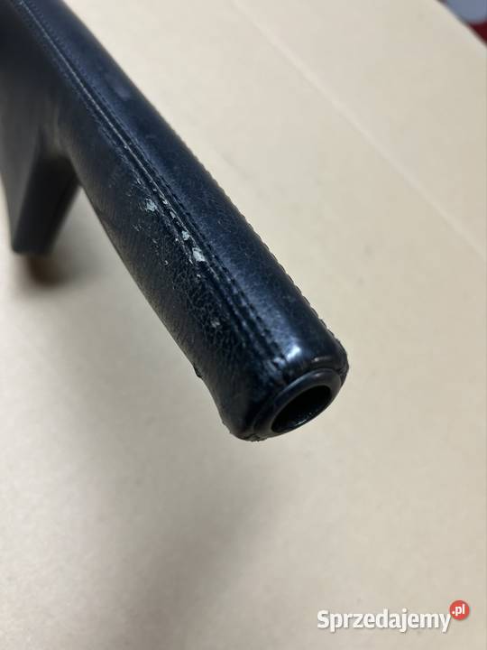 Osłona dźwigni hamulca ręcznego Passat b5 b5fl Grudziądz