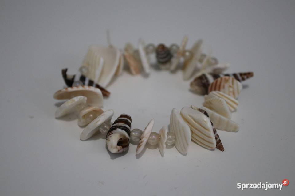 Bransoletka z muszelkami na sznurku sprzedam