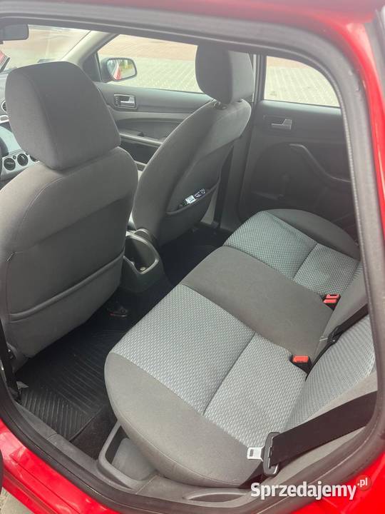 Ford Focus mk2 16tdci 109 Piła