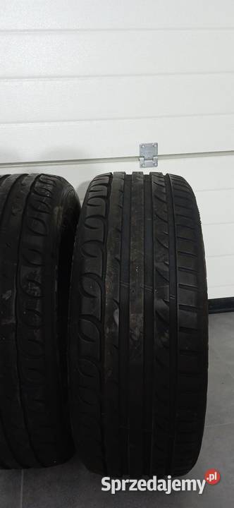Opony letnie 215 50 17