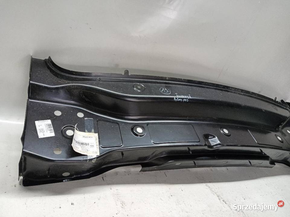 PAS TYŁ TYLNY VW TOUAREG II 7P6813303A osobowe