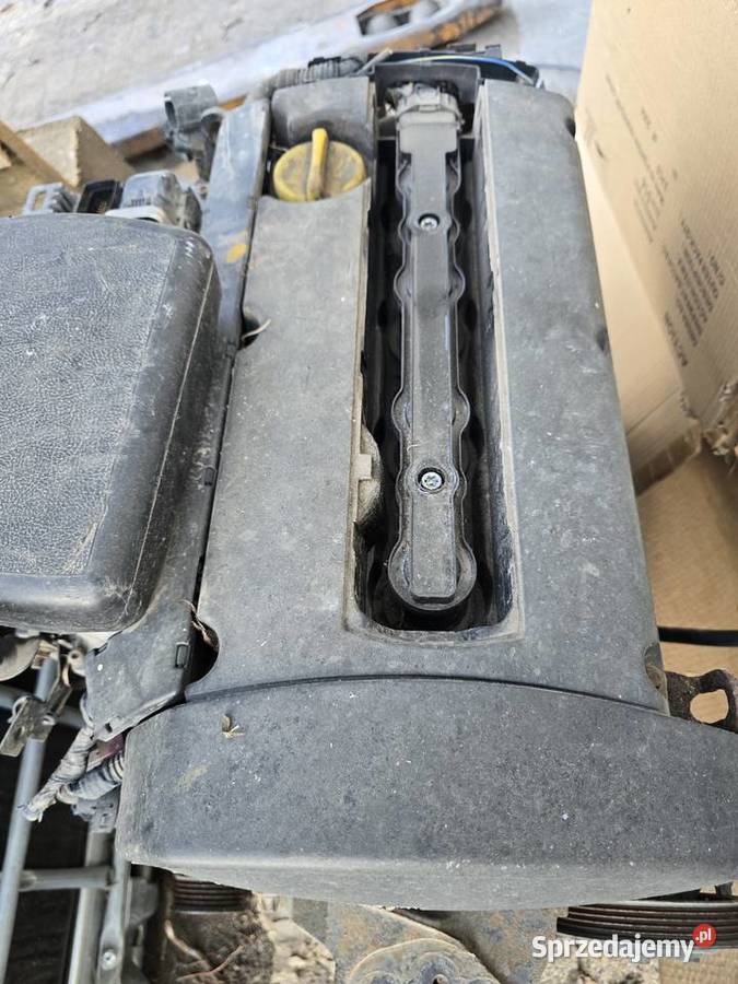 Silnik Opel Astra H Zafira 16 benzyna USZKODZONY Dopiewo sprzedam