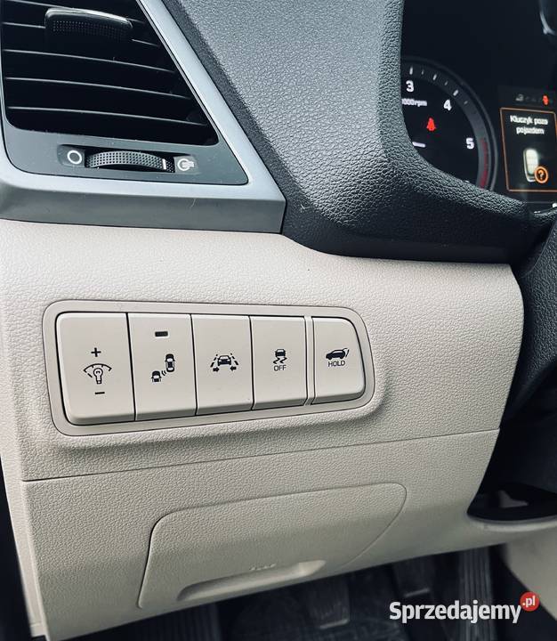 Hyundai Tucson Prawdziwa Full 20 4x4 jasna skóra Łężyny