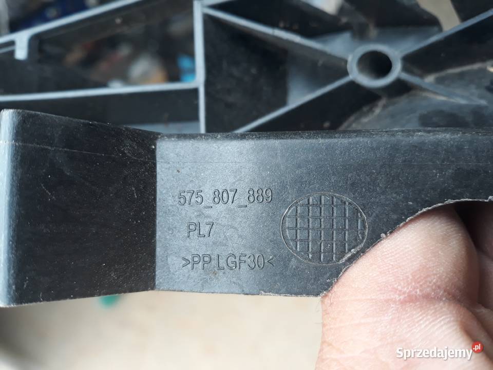 SEAT ATECA ŚLIZG POD LAMPĘ LEWY PRZÓD 575807889 Międzychód