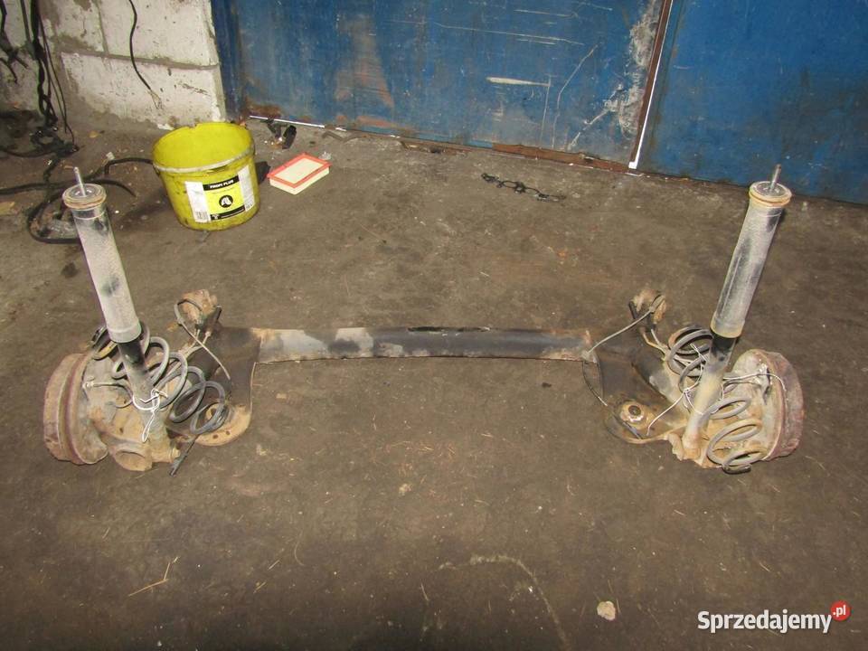 BELKA OŚ ZAWIESZENIA TYLNA TYŁ 10 VTI TOYOTA sprzedam