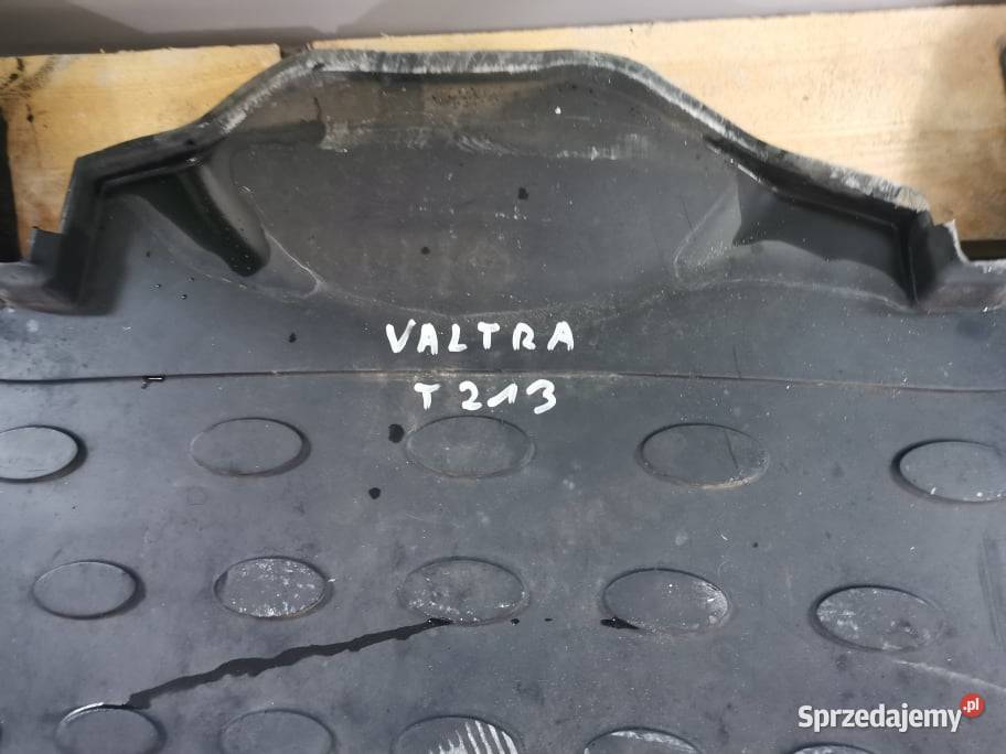 Valtra T 2014rMata gumowa podłogi Wilkowo