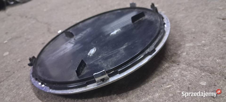 Mercedes W247 znaczek grill Warlubie