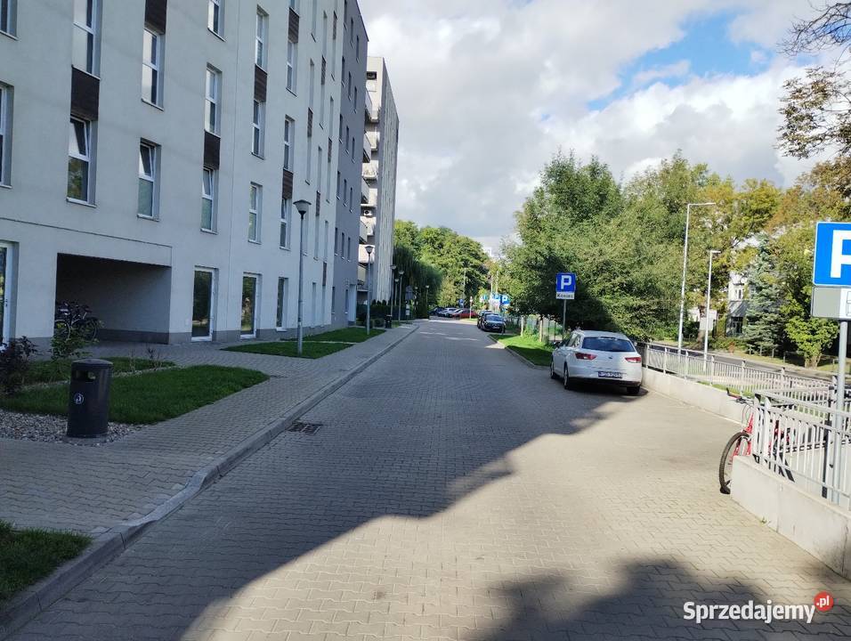 POZNAŃ WINOGRADYDO WYNAJĘCIA MIEJSCE POSTOJOWE W Poznań sprzedam
