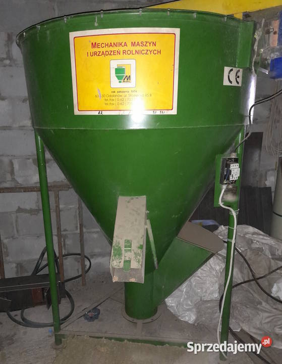 Mieszalnik pasz sypkich 750 H 0371 MROL Wiskitki