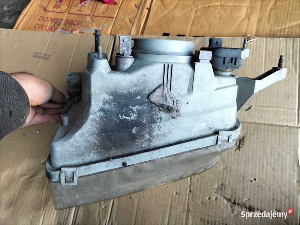 LAMPA PRZEDNIA PRZÓD PRAWA SUBARU JUSTY lubelskie sprzedam