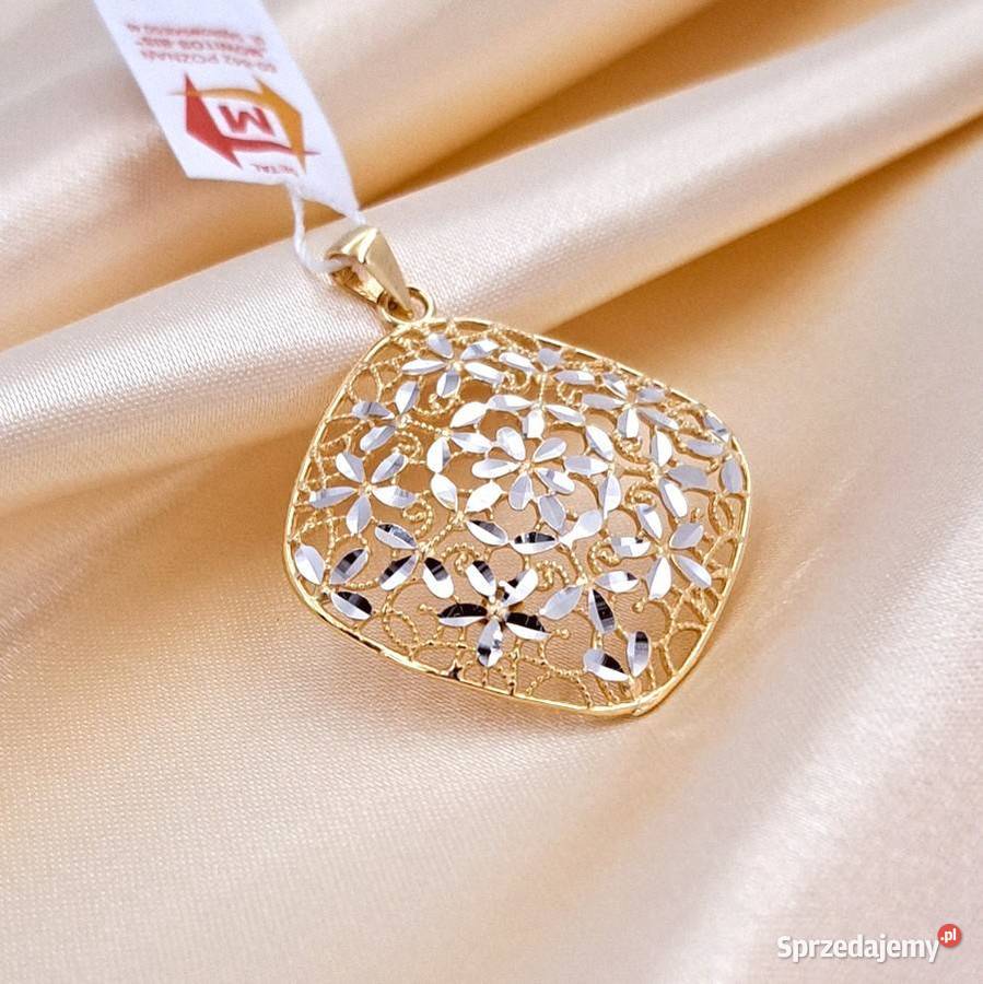 Wisiorek Złoty pr375 Duży Kwadrat bez kamieni Poznań