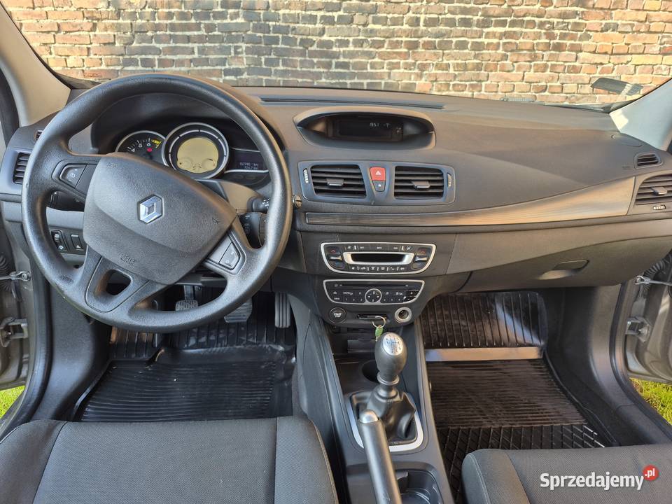 Reno Megan III 16 16v LPG gaz 160 przebiegu Kombi śląskie Myszków sprzedam