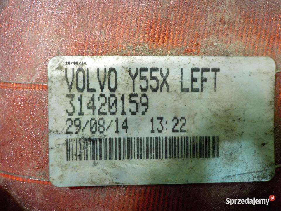 VOLVO V40 II 16D2 14r HB 5D lampa lewa tyl